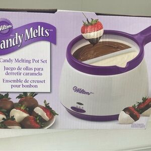 Wilton Candy Melting Pot Set - White and Purple